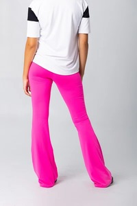 Pantalones de yoga acampanados transpirables con logo personalizado para mujer, leggings de yoga con corte en V, pantalones de fitness de pierna ancha OEM - Product Image 6