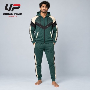 Chándal Deportivo para Hombre al por Mayor, Hecho con Materiales de Calidad, Ofrece un Ajuste Cómodo y una Sensación Ligera, Chándal para Actividades Diarias - Product Image 1