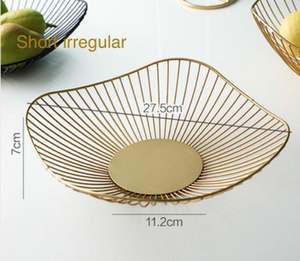 Panier à fruits en métal attrayant, servant à la fois de rangement et de décoration pour la cuisine - Product Image 2