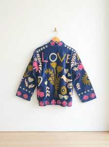 เสื้อแจ็คเก็ตผู้หญิงปักลายดอกไม้สดใสสไตล์ซูซานี งานฝีมือดั้งเดิม โบโฮ วินเทจ  สำหรับผู้หญิงที่ชื่นชอบความโดดเด่น - Product Image 4