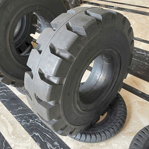 Mejores Precios de Fábrica Directamente de Vietnam, Exportación Estándar, Neumáticos Sólidos para Montacargas KUMA KF 503 Negros, Contenedor de 20 pies, Alta Calidad - Product Image 3