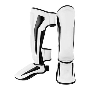 Nouvelles protections de tibia pour le kick-boxing, légères, respirantes, de qualité supérieure, en cuir de vachette, personnalisées, protection des jambes - Product Image 2