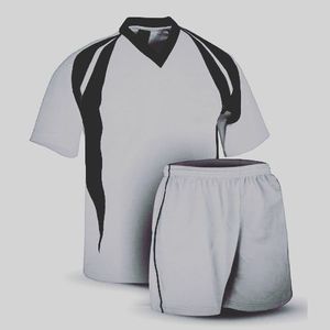 Nuevo Conjunto de Uniforme de Fútbol de Poliéster de Alta Calidad 100% Hecho para la Venta Sin Marca - Product Image 1