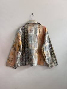 Nouvelle veste Kantha faite à la main de style vintage surdimensionné, vêtement de rue unisexe - Product Image 6