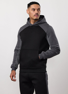 Ensemble de survêtement personnalisé pour homme : pull, pantalon de sport et sweat à capuche - Product Image 4