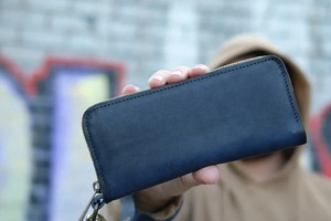 สินค้ามาใหม่กระเป๋าสตางค์หนังแท้บางยูนิเซ็กส์สีทึบคุณภาพสูงราคาถูกสำหรับผู้ชายและผู้หญิง - Product Image 6