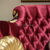 OE-FASHION Königliches Burgunderrotes Samt-Rundbett Antikes Schwarz-Gold Holzgeschnitztes Kreisbett mit Ottoman