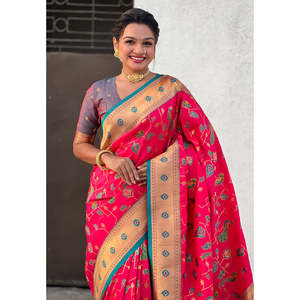 Sari en soie Paithani rose tissé Zari, écharpe et châle indiens traditionnels par Elite Weaves 700g - Product Image 3