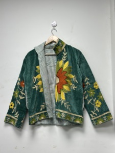 Abrigo Étnico de Invierno para Mujer, de Algodón Ecológico, con Bordado Suzani de Terciopelo, Patrón Floral Grueso, Mangas Largas, Estilo Indio - Product Image 3