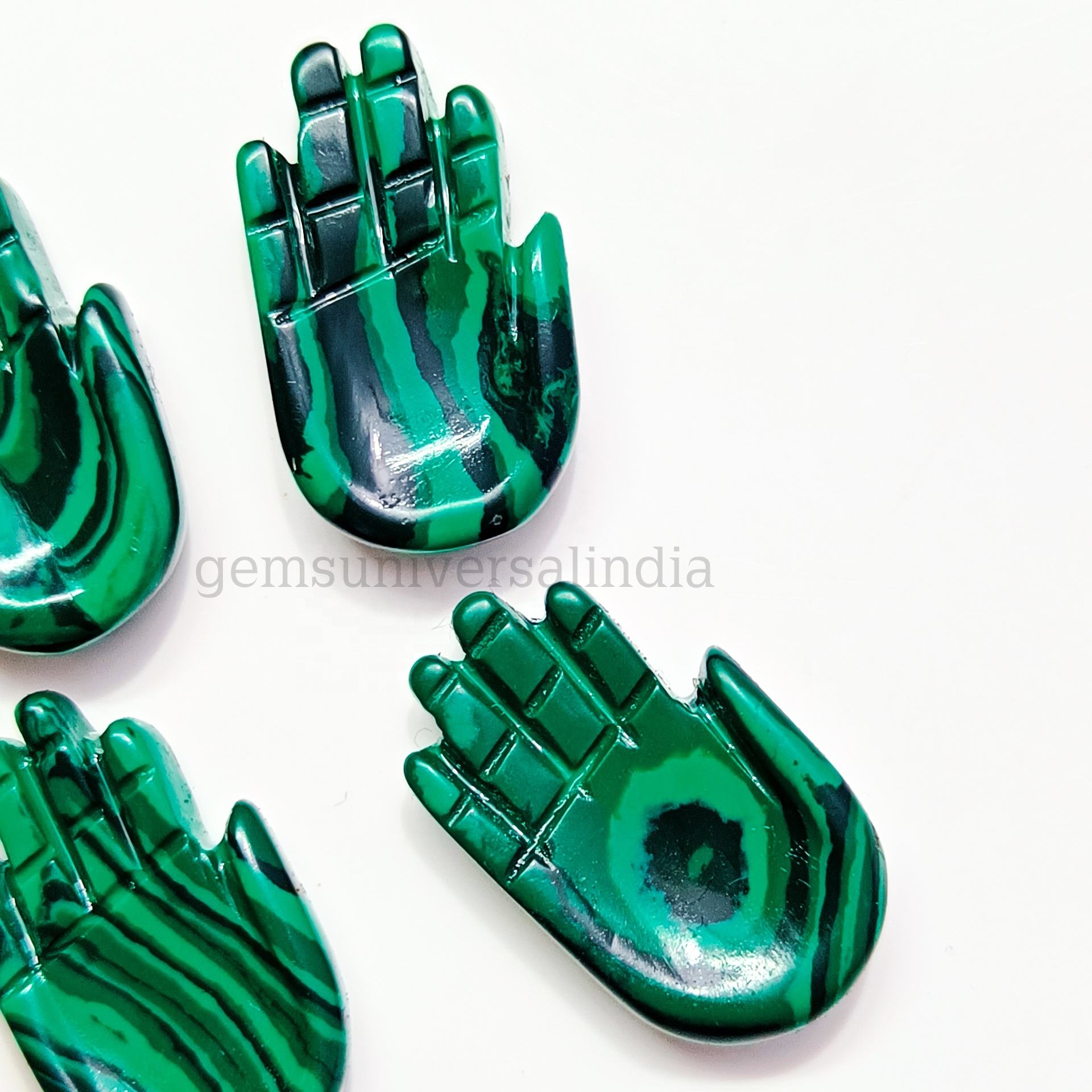 สีเขียว