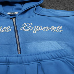 ชุดวอร์มผู้ชาย CLOVIX SPORTS ปักโลโก้ได้ตามต้องการ ผ้าฝ้าย 100% กันลม แห้งเร็ว เป็นมิตรกับสิ่งแวดล้อม ดีไซน์ 2 in 1 ไซส์ใหญ่ ระบายอากาศได้ดี เหมาะสำหรับฤดูหนาว - Product Image 3