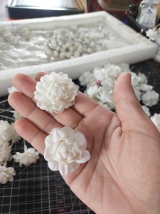ดอกมะลิทำมือจากดินเหนียวแบบหลายชั้น |   ดอกมะลิไทยกลีบคู่ |   ดอกไม้ดินเผาแบบเหมือนจริง - Product Image 6