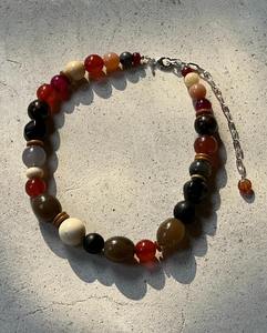 collar de resina hecho a mano - Product Image 1