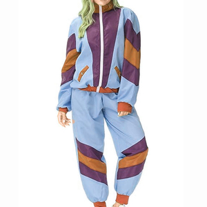 Offre Spéciale – Nouvel Ensemble Coupe-Vent Personnalisé de Haute Qualité pour Femme : Survêtement Zippé et Pantalon de Jogging Rayé - Product Image 5