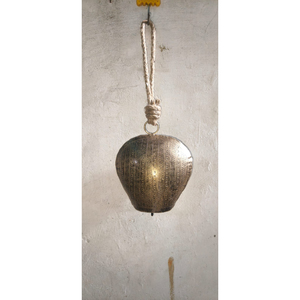 Campana Navideña Antigua de Metal con Cuerda de Yute para Colgar, Campana de Latón Rústica Vintage con Grabado Floral para Decoración Navideña del Hogar - Product Image 3