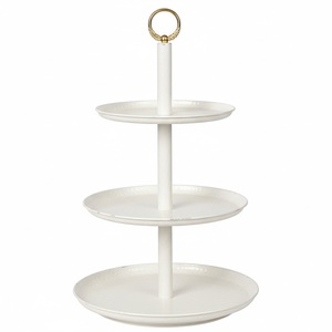 Soporte de pastel de tres niveles de acero galvanizado blanco, soporte de metal de 3 niveles para servir cupcakes, color blanco, para bodas y fiestas, con asa dorada. - Product Image 1