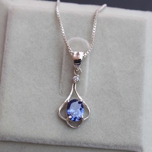 Élégant pendentif de fiançailles en tanzanite de laboratoire, en argent sterling 925 plaqué or, serti clos, collier vintage avec pierre précieuse, cadeau pour elle - Product Image 1