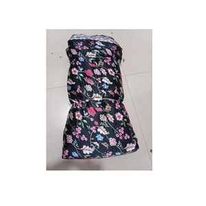 Tissu satiné imprimé écologique, tissu tendance pour jupes, hauts et robes, disponible en grande quantité - Product Image 1