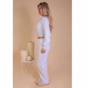 Ensemble 2 pièces personnalisé pour femme : Crop top gris clair boutonné et pantalon de survêtement large – Vente en gros usine - Product Image 3