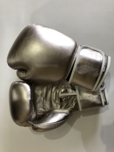 Guantes de Boxeo Personalizados para Niños, Cuero Vacuno, Entrenamiento Juvenil, Gimnasio, Escuela, Club, Venta al Por Mayor, OEM - Product Image 1
