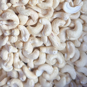 Nueces de Anacardo Crudas Baratas al por Mayor Listas para Enviar WW180, WW240, WW320, LP, Granos de Anacardo, Bajo MOQ - Product Image 1