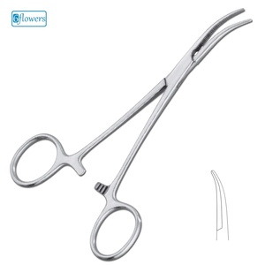 Pinzas hemostáticas Dany curvas con mordazas serradas que abrazan pequeños vasos sanguíneos y controlan el sangrado, certificadas CE ISO Clase I - Product Image 1