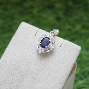 Pendentif vintage en saphir bleu, coupe ovale, collier en argent sterling 925, fait main, cadeau de mariage, bijoux pour femmes - Product Image 2