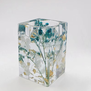 Porte-bougies en résine écologiques faits à la main, décoration élégante pour la vie moderne, vente en gros disponible - Product Image 4