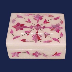 Quantité en vrac dans des boîtes incrustées de marbre de dernière conception de forme rectangulaire avec des matériaux de nacre pour des bijoux - Product Image 2