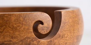 Plato redondo de madera de nogal con ranura, utensilio de madera de mango, tazón para servir, elegante vajilla, centro de mesa - Product Image 3