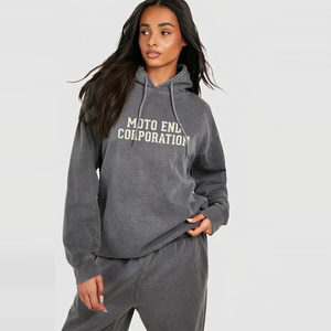 Conjunto de Sudadera con Capucha y Pantalones de Forro Polar Gris para Mujer, Corte Holgado, Estilo Casual Urbano, con Bolsillo y Diseño de Letras Impresas, para Todas las Temporadas - Product Image 3