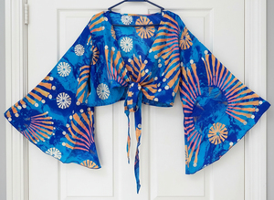 Wholesale Bohemian Bell Sleeve <b>Silk</b> Tie <b>Top</b> for Women Party wear Wrap <b>Crop</b> <b>Top</b> Foil Print Summer Wear Tie <b>Top</b> for Beach Wear - Product Image 3