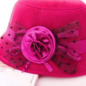 Wholesale Women's Black Newsboy <b>Cap</b> Winter Outdoor Trendy Pinstripe Baker Boy Hat Fashion Visor Cabbie <b>Cap</b> with Metal Ring - Product Image 2