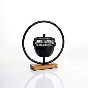 Quemador de Incienso Moderno con Marco Circular de Metal - Product Image 4