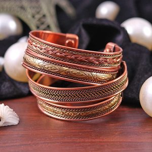 Brazalete de Cobre Antiguo Hecho a Mano, Chapado en Oro, Forma Circular, Compra Directa de Fábrica - Product Image 1