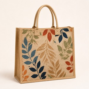 Sac fourre-tout en jute à imprimé feuilles avec poignée en corde, réutilisable pour les courses et l'usage quotidien, option de logo personnalisé, prêt pour la promotion - Product Image 2