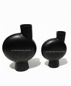 Vase décoratif moderne en aluminium noir mat, fait main, écologique, pour la maison, l'hôtel, le bureau, décoration intérieure contemporaine - Product Image 2
