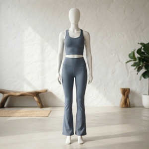 Conjunto Deportivo de Dos Piezas para Mujer, Leggings Azul Grisáceo con Corte Acampanado y Sujetador Deportivo, para Yoga, Gimnasio, Fitness y Entrenamiento - Product Image 1