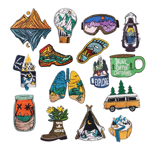 Patch brodé personnalisé thermocollant ou à coudre, logo 3D de créateur, applique pour vêtements, vestes, chemises, casquettes - Vente en gros - Product Image 1