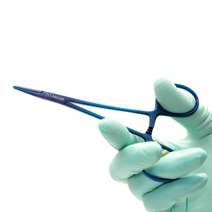 Pinzas Hemostáticas Reutilizables Manuales Sambrialmed International para Mosquitos, Rectas, 9.5cm, Titanio - Product Image 2