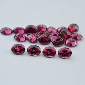 พลอยมาลาวีสีม่วงแดงธรรมชาติขนาด 10x12 มม. รูปทรงวงรีเหลี่ยมเพชรพลอยสีชมพูอมม่วง  ราคาขายส่งจากผู้ค้า - Product Image 3
