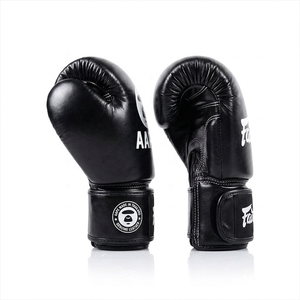 Nouveaux gants de boxe Fairtex x AAPE édition limitée noirs, design de qualité supérieure, fermeture à boucle, gants de boxe MMA durables - Product Image 4