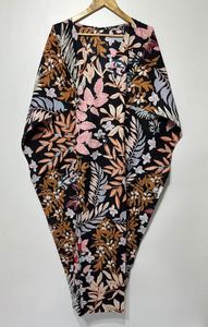 Robe longue kaftan en coton à motifs floraux indiens, idéale comme tenue de plage ou vêtement de nuit, convient aux femmes enceintes - Product Image 4