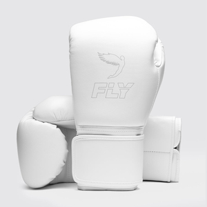 ถุงมือชกมวย Luxury Pro Punching X Line Fly Sparring สีขาวล้วน ทำจากหนังวัวแท้ สำหรับการฝึกซ้อมและการต่อสู้ระดับมืออาชีพ - Product Image 1