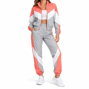 Ensemble de survêtement 2 pièces respirant pour femme, idéal pour l'hiver, personnalisable OEM/ODM, avec logo imprimé 3D en relief, en polaire légère et dentelle unie - Product Image 2
