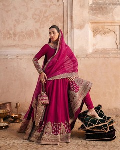 ชุดเดรส Anarkali Lehenga Choli แบบยาวประดับประดาอย่างหรูหราสไตล์ปากีสถาน สำหรับผู้หญิง ชุดเจ้าสาวงานแต่งงาน ชุดงานเลี้ยงสุดหรู ผ้าอะคริลิกกันยับ - Product Image 3