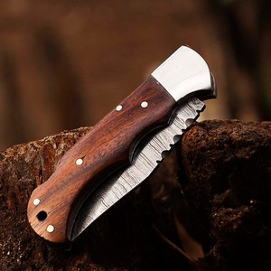 Hand Forged Damacsus Steel Folder Knife Rosewood Handle Razor Sharp Outdoor Folding Pocket Knife OEM Wholesale Best Quality ODM - Product Image 2