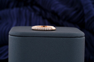 Anillo de Boda de Oro Rosa de 14K con Diamantes Cultivados en Laboratorio - Product Image 2
