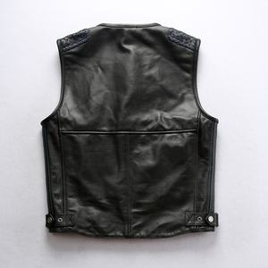 เสื้อกั๊กหนังแท้บุผ้านวมสำหรับขี่มอเตอร์ไซค์แบบมีซิปสำหรับผู้ชาย - Product Image 2
