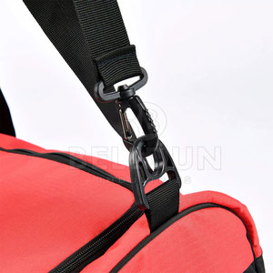 High Quality Nylon/Polyester Duffle Sports Gym Bag Custom Logo Duffle Bags Latest Design Duffle Bags Made Pakistan - Product Image 4